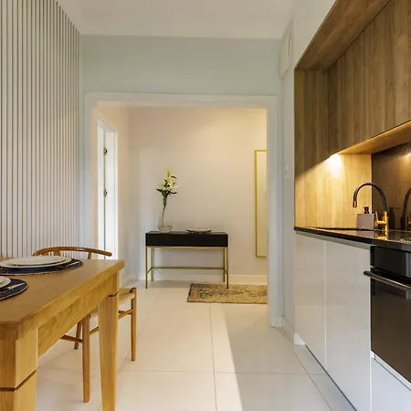 Blue Portova Apartment *